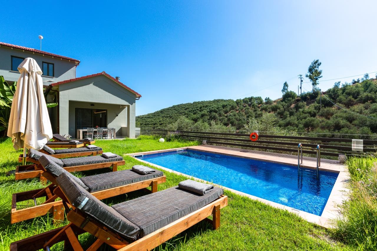 Villa Thalia private swimming pool with garden and mountain view, Chania